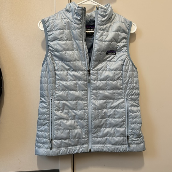 Patagonia Women’s Nano Puff Vest - Picture 2 of 5